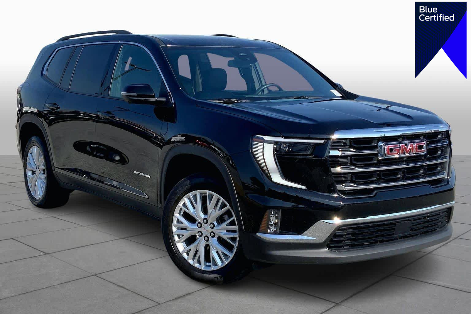 Used 2024 GMC Acadia Elevation image 1