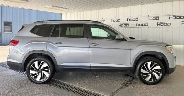 Used 2024 Volkswagen Atlas SE FWD image 23