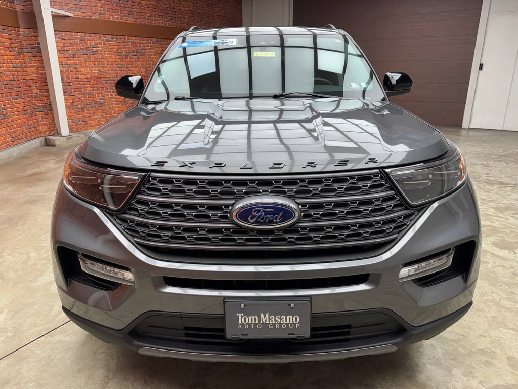 Certified 2023 Ford Explorer XLT w/ Equipment Group 202A AWD/4WD image 9
