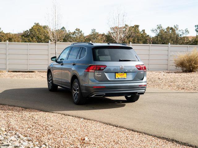 Used 2019 Volkswagen Tiguan SE w/ Panoramic Sunroof Package image 5