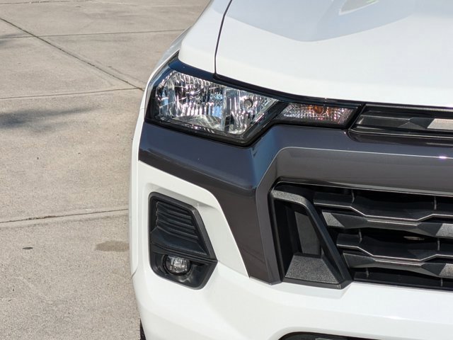 Used 2023 Chevrolet Colorado LT w/ LT Convenience Package image 9