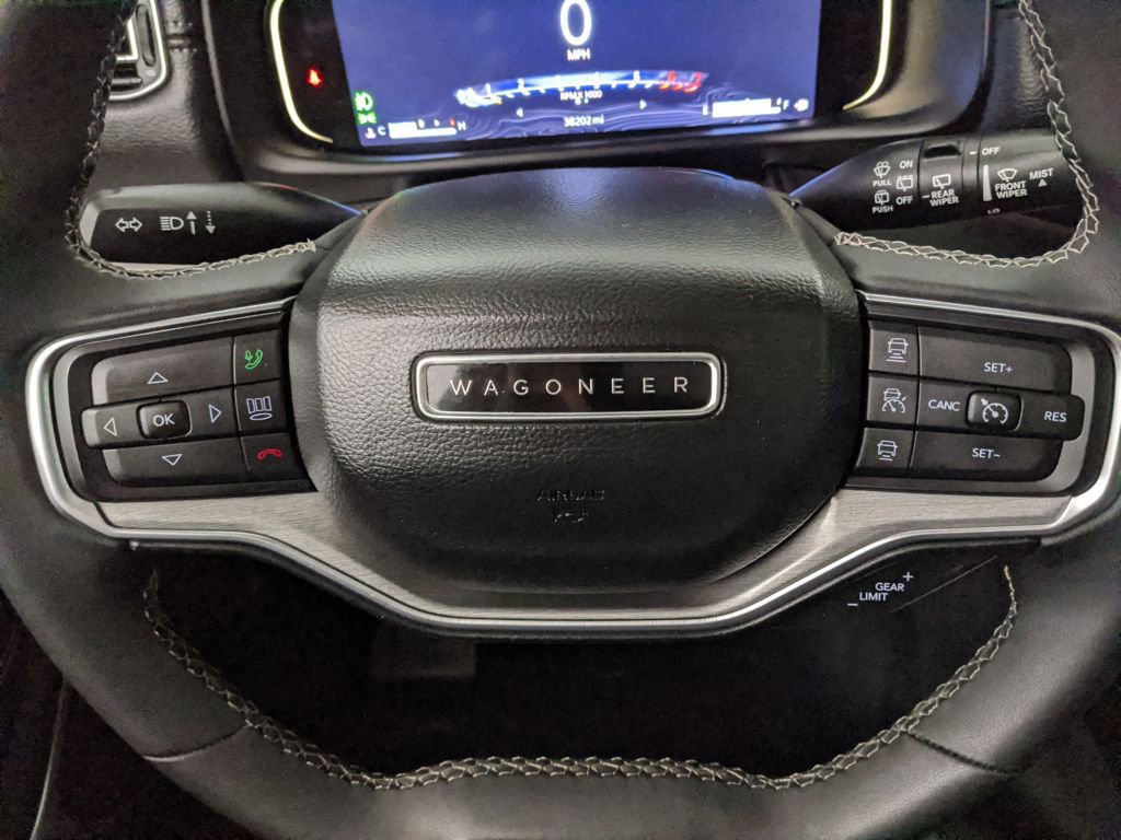 Used 2022 Jeep Wagoneer Series III image 18