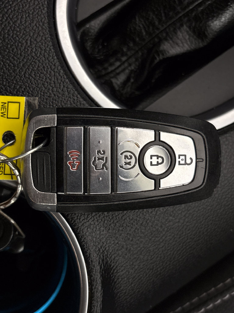 Certified 2019 Ford Mustang Premium RWD image 32