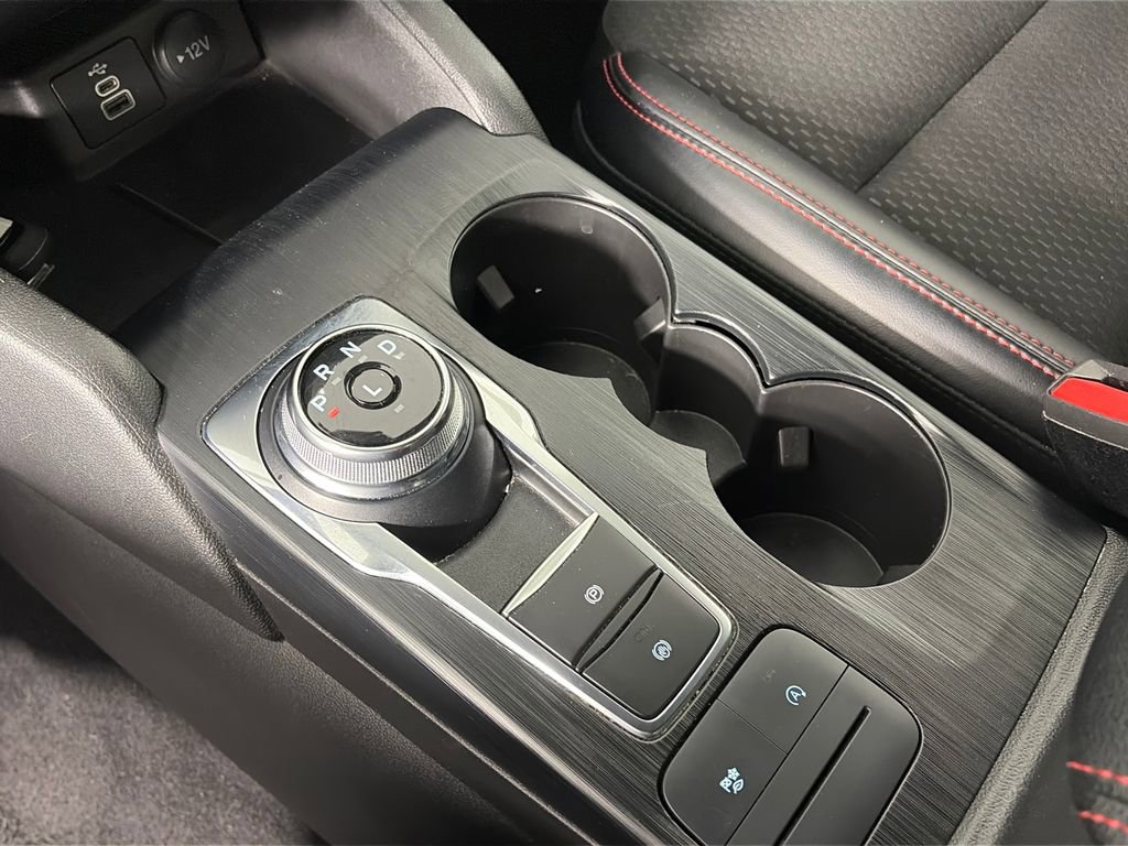 Certified 2025 Ford Escape ST-Line Select AWD/4WD image 20