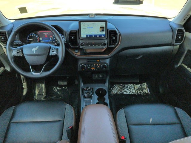 Certified 2024 Ford Bronco Sport Outer Banks w/ Tech Package AWD/4WD image 15