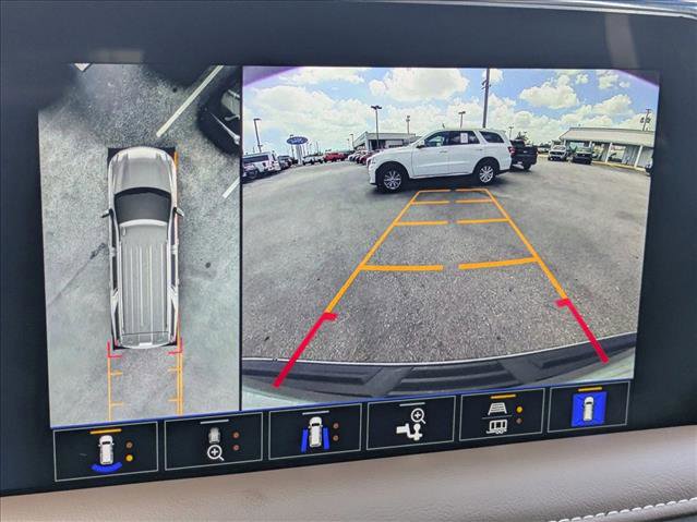 Used 2024 Chevrolet Suburban High Country RWD image 14