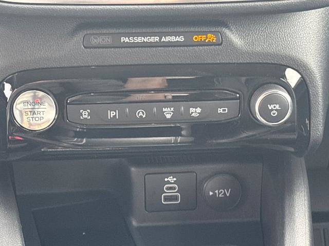 Certified 2024 Ford Escape Platinum AWD/4WD image 24