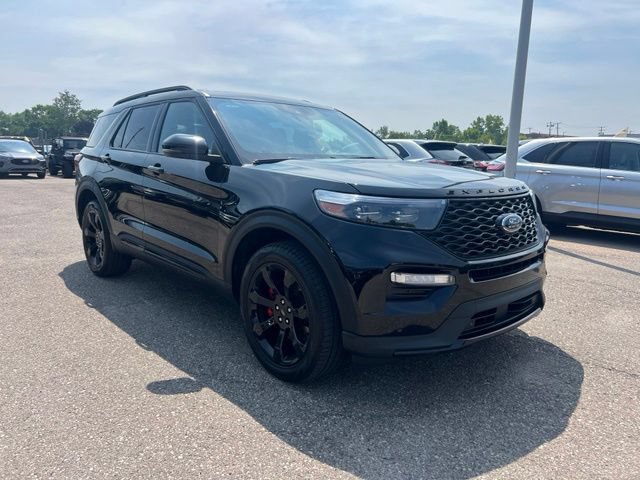 Certified 2023 Ford Explorer ST w/ Equipment Group 401A AWD/4WD image 2