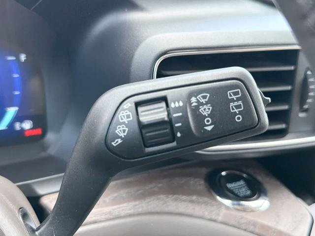 Certified 2023 Ford Explorer Platinum w/ Technology Package AWD/4WD image 25
