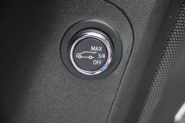 Used 2023 GMC Acadia AT4 AWD/4WD image 16