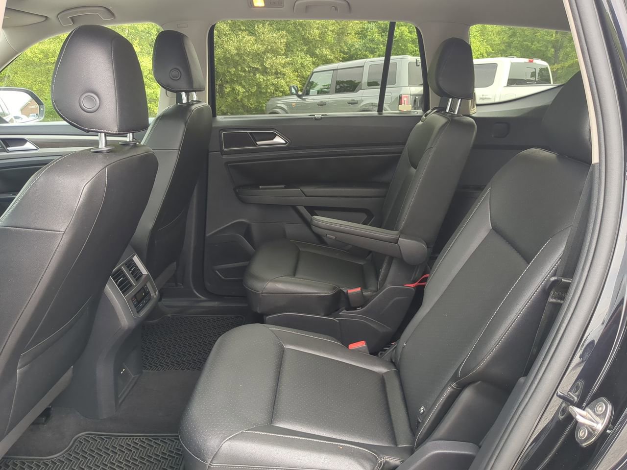 Used 2019 Volkswagen Atlas SEL FWD image 12