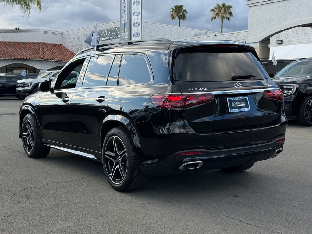 Used 2025 Mercedes-Benz GLS 450 4MATIC image 7