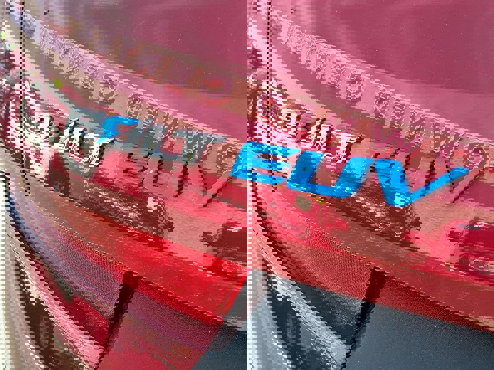 Used 2022 Chevrolet Bolt EUV Premier w/ Launch Edition image 25