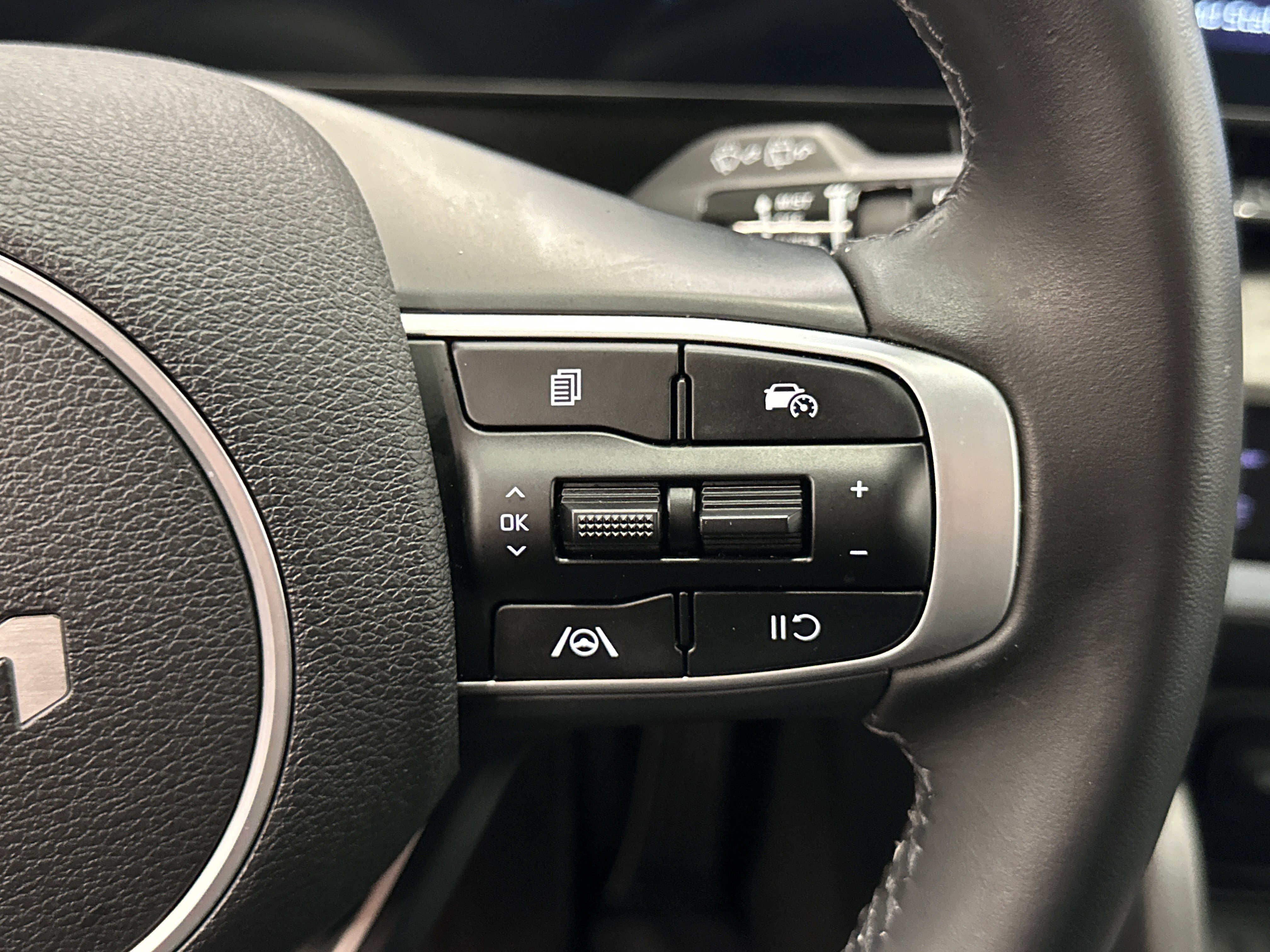 Used 2024 Kia Sportage X-Line w/ X-Line Premium Package image 34