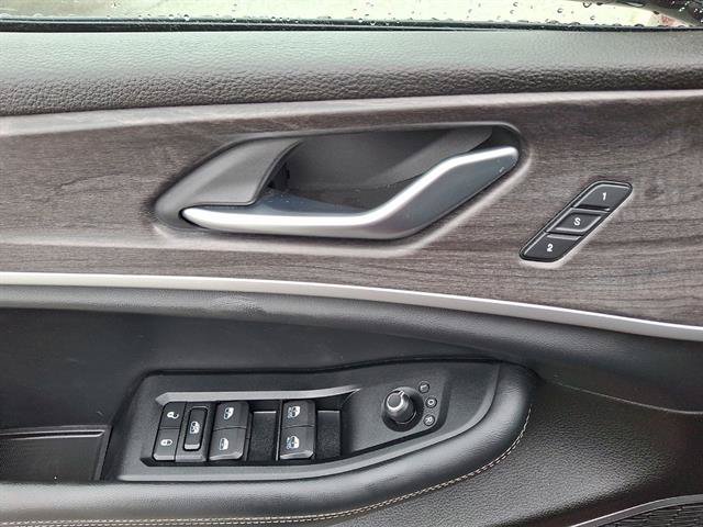 Used 2022 Jeep Grand Cherokee L Limited AWD/4WD image 10