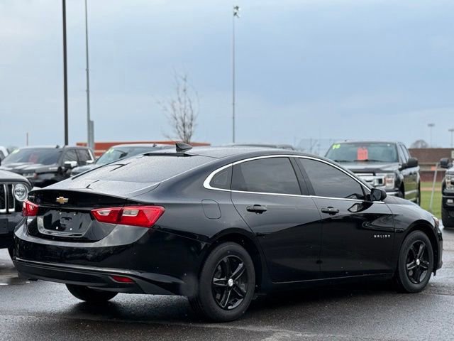 Used 2025 Chevrolet Malibu LS image 8