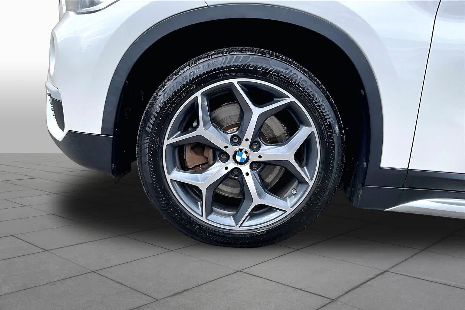 Used 2018 BMW X1 xDrive28i AWD/4WD image 13
