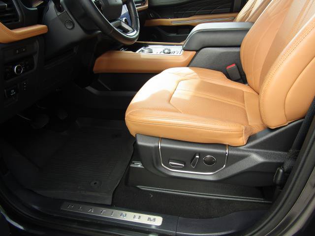Certified 2023 Ford Expedition Max Platinum AWD/4WD image 18