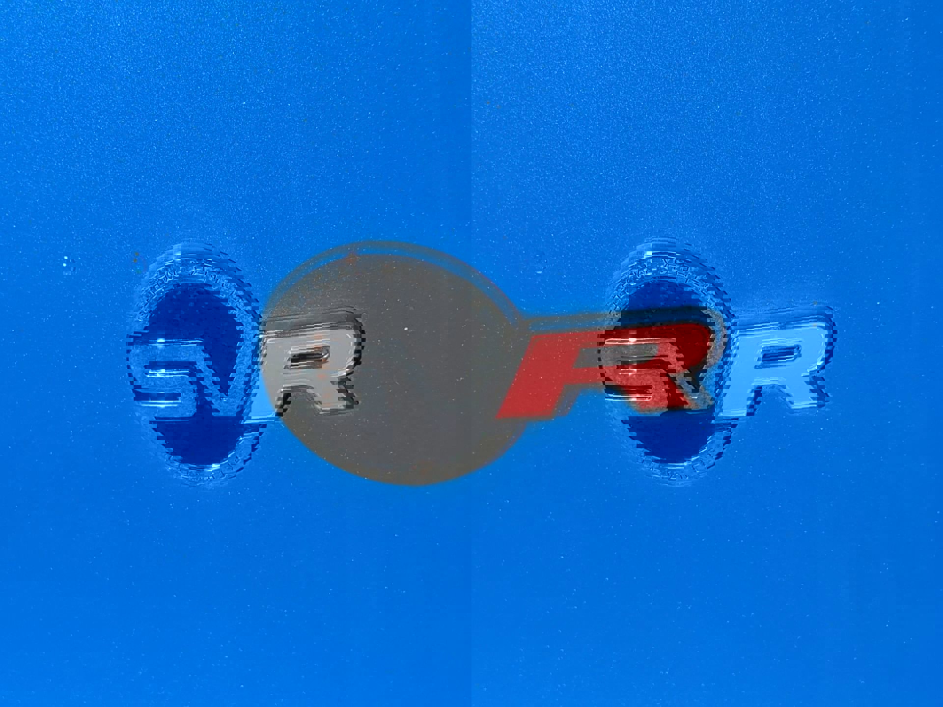 Used 2020 Jaguar F-PACE SVR image 40