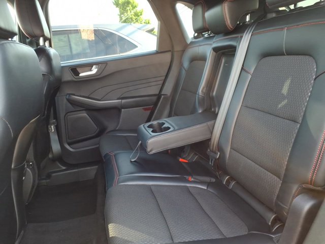 Certified 2024 Ford Escape ST-Line w/ Tech Pack #1 AWD/4WD image 6