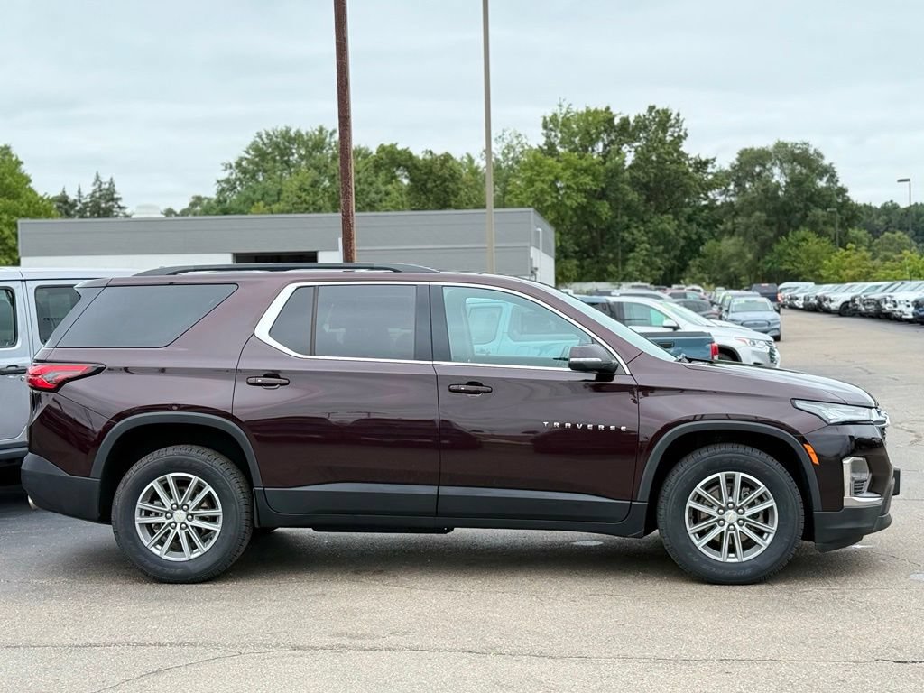 Used 2023 Chevrolet Traverse LT AWD/4WD image 31