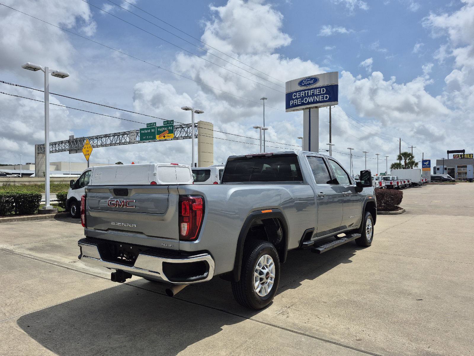Used 2024 GMC Sierra 2500 SLE w/ SLE Value Package; RWD image 19