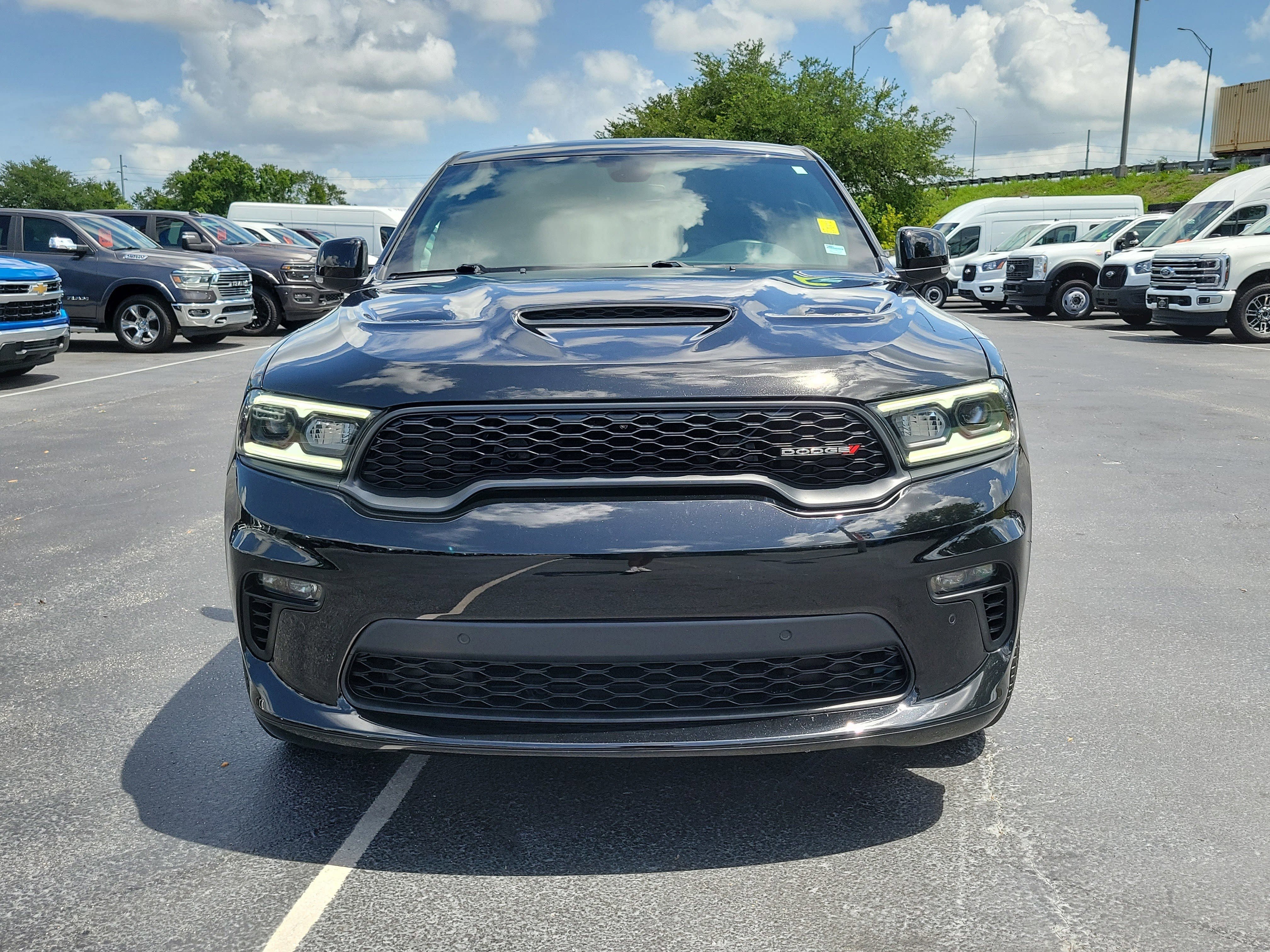 Used 2022 Dodge Durango R/T w/ Blacktop Package AWD/4WD image 2