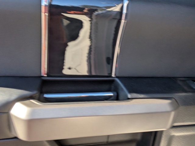 Certified 2021 Ford F250 Platinum w/ FX4 Off-Road Package image 29