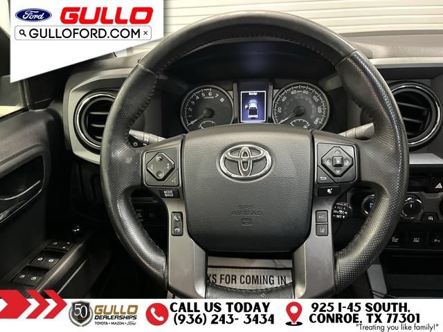 Used 2018 Toyota Tacoma TRD Off-Road w/ Technology Package AWD/4WD image 13