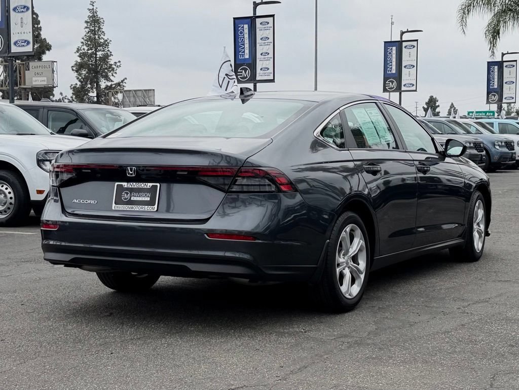 Used 2025 Honda Accord LX image 10