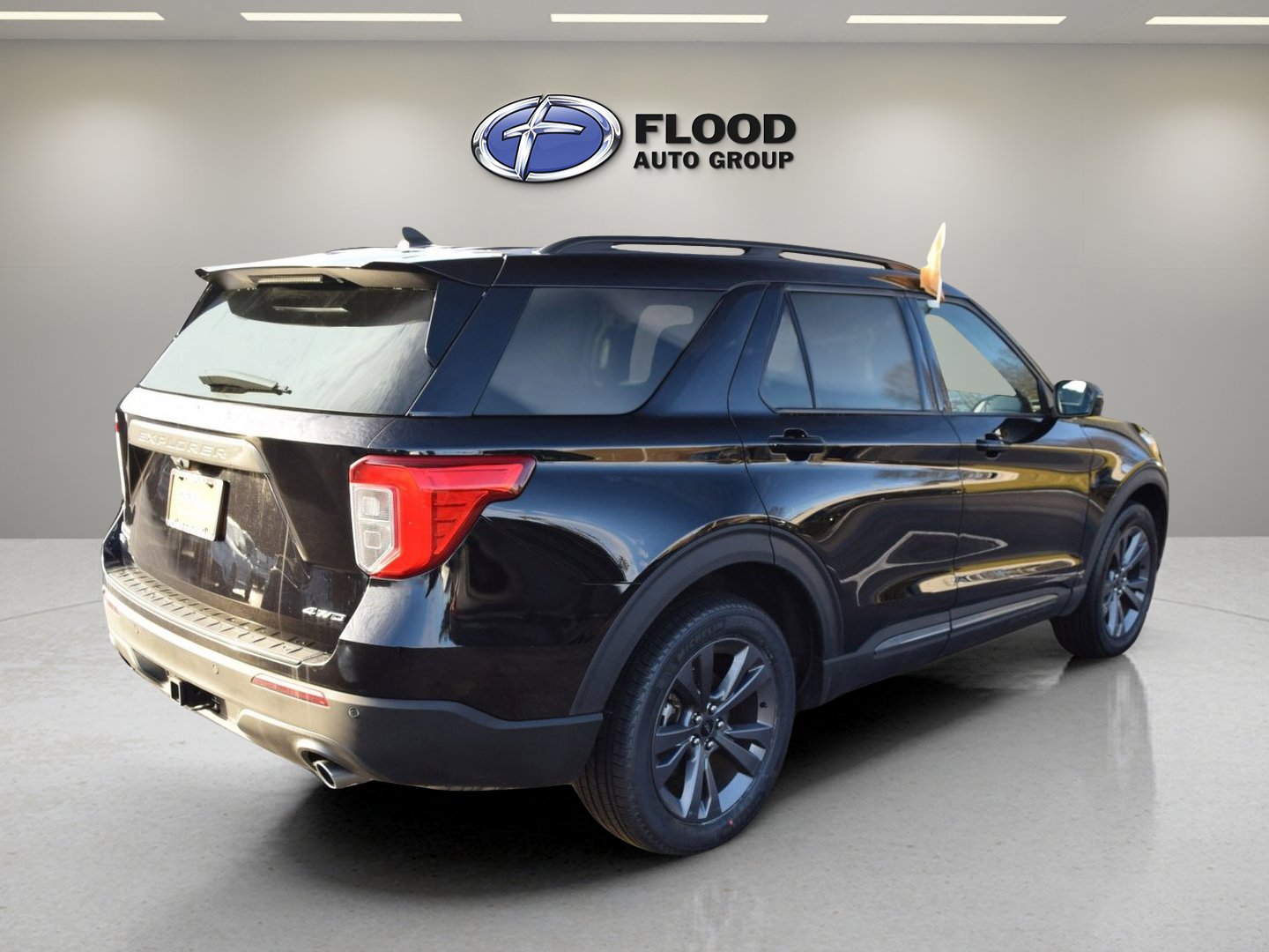 Certified 2023 Ford Explorer XLT w/ Equipment Group 202A image 2