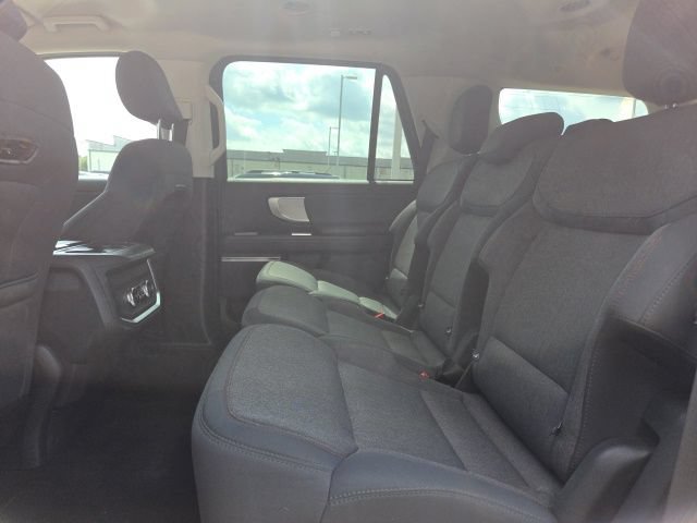 Certified 2025 Ford Expedition Active AWD/4WD image 28