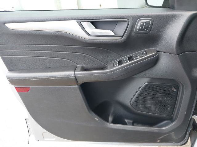 Certified 2021 Ford Escape Titanium AWD/4WD image 15