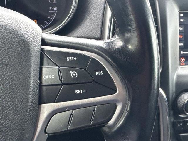 Used 2020 Jeep Grand Cherokee Laredo RWD image 20