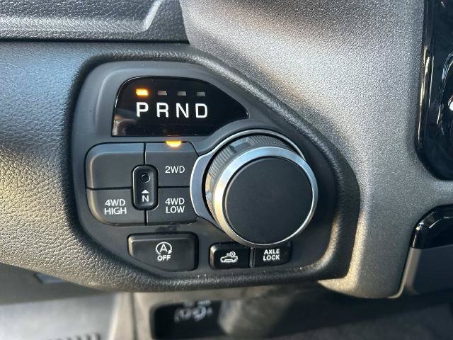 Used 2026 RAM 1500 Warlock AWD/4WD image 28