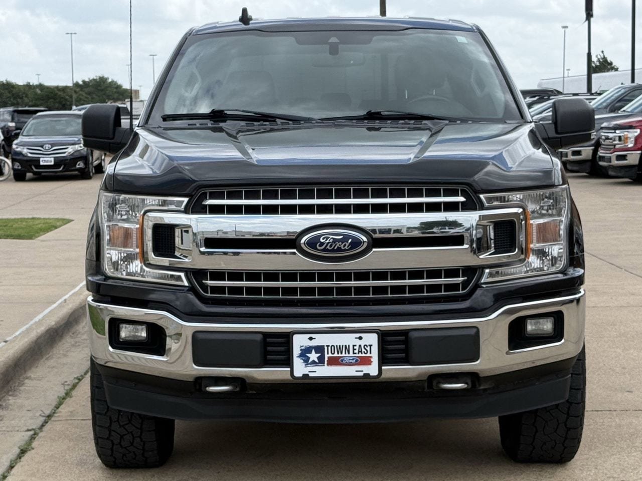 Certified 2019 Ford F150 XLT w/ Equipment Group 302A Luxury AWD/4WD image 7