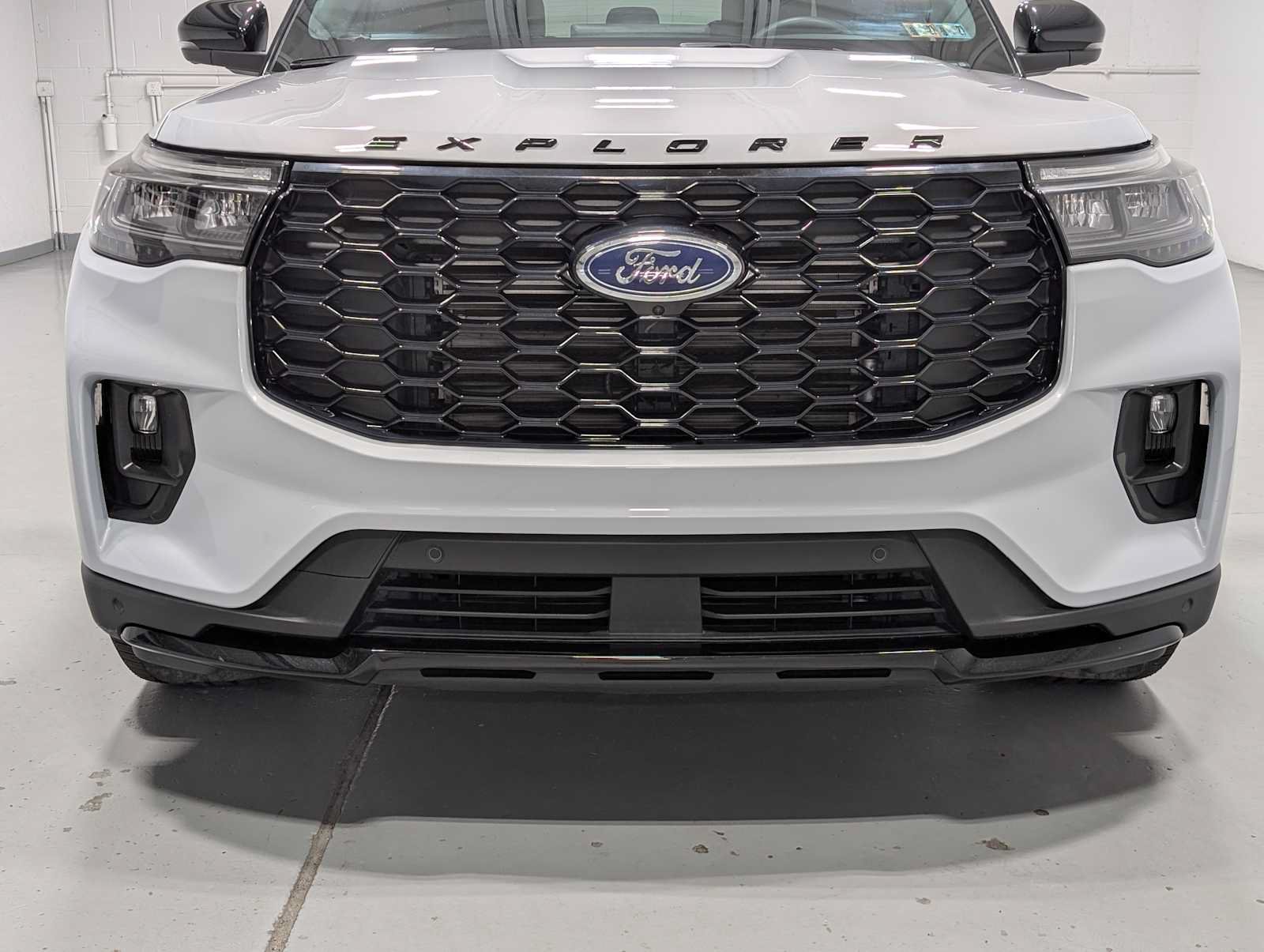 Certified 2026 Ford Explorer ST-Line w/ ST-Line Street Pack AWD/4WD image 2