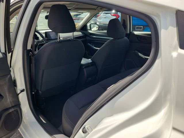 Used 2023 Nissan Altima 2.5 SV FWD image 10