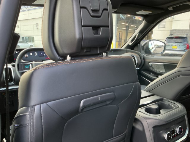 Certified 2026 Ford Expedition Tremor AWD/4WD image 30