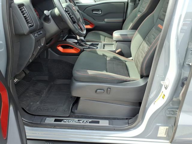 Used 2023 Nissan Frontier PRO-4X w/ Technology Package image 17