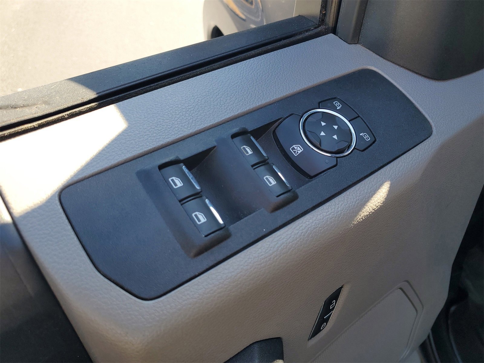 Certified 2020 Ford F250 XL w/ Power Equipment Group image 9