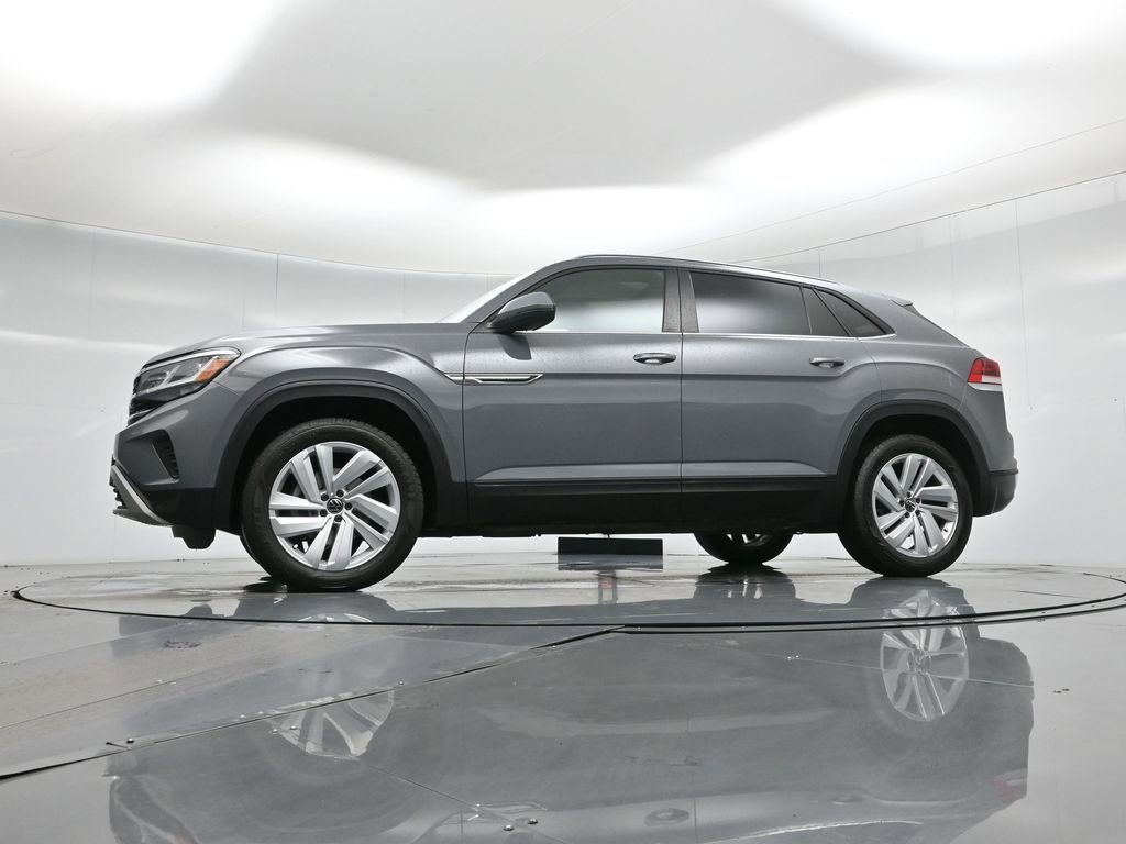 Used 2021 Volkswagen Atlas Cross Sport SE w/ Panoramic Sunroof Package image 22