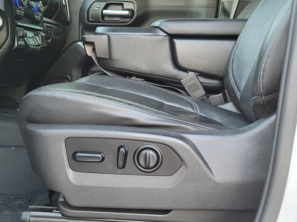 Used 2020 Chevrolet Silverado 1500 LTZ image 23