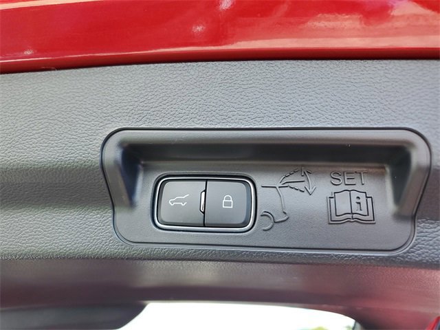 Certified 2021 Ford Explorer Limited w/ Hybrid Equipment Group 310A image 11