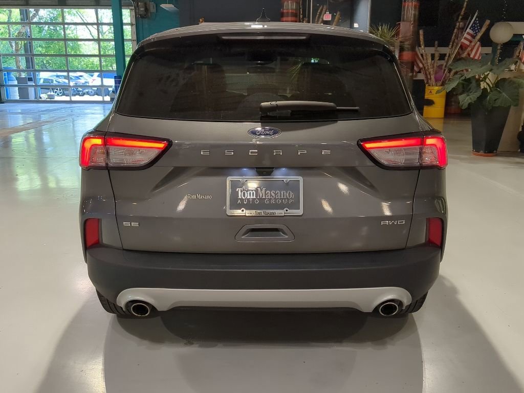 Certified 2022 Ford Escape SE w/ Convenience Package AWD/4WD image 10