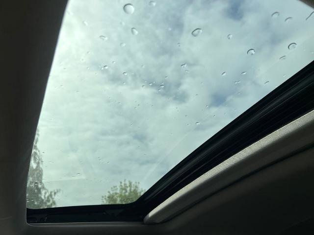 Used 2020 Honda CR-V Touring image 30