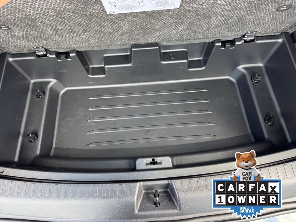 Used 2026 Chevrolet Traverse RS FWD image 37