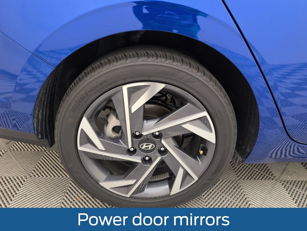 Used 2025 Hyundai Elantra Sport FWD image 19