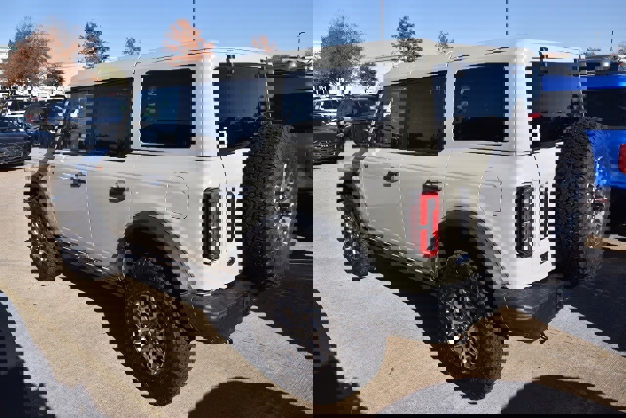 Certified 2025 Ford Bronco Badlands image 7