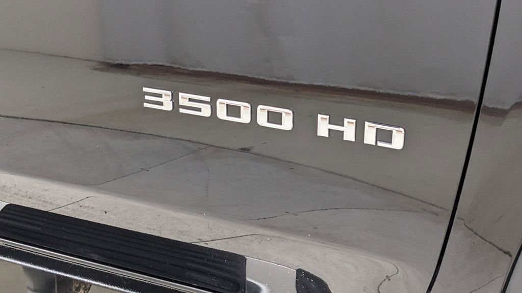 Used 2022 Chevrolet Silverado 3500 High Country image 42
